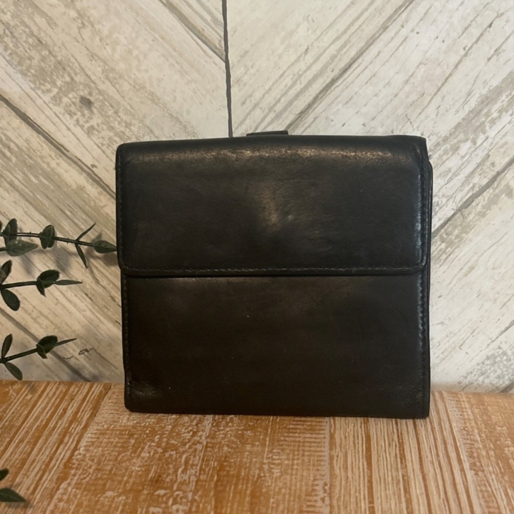 Women’s Vintage Coach Wallet